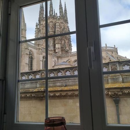 شقة Buhardilla Con Vistas A La Catedral Burgo المظهر الخارجي الصورة