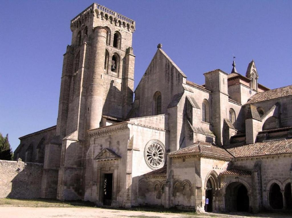 شقة Buhardilla Con Vistas A La Catedral Burgo المظهر الخارجي الصورة